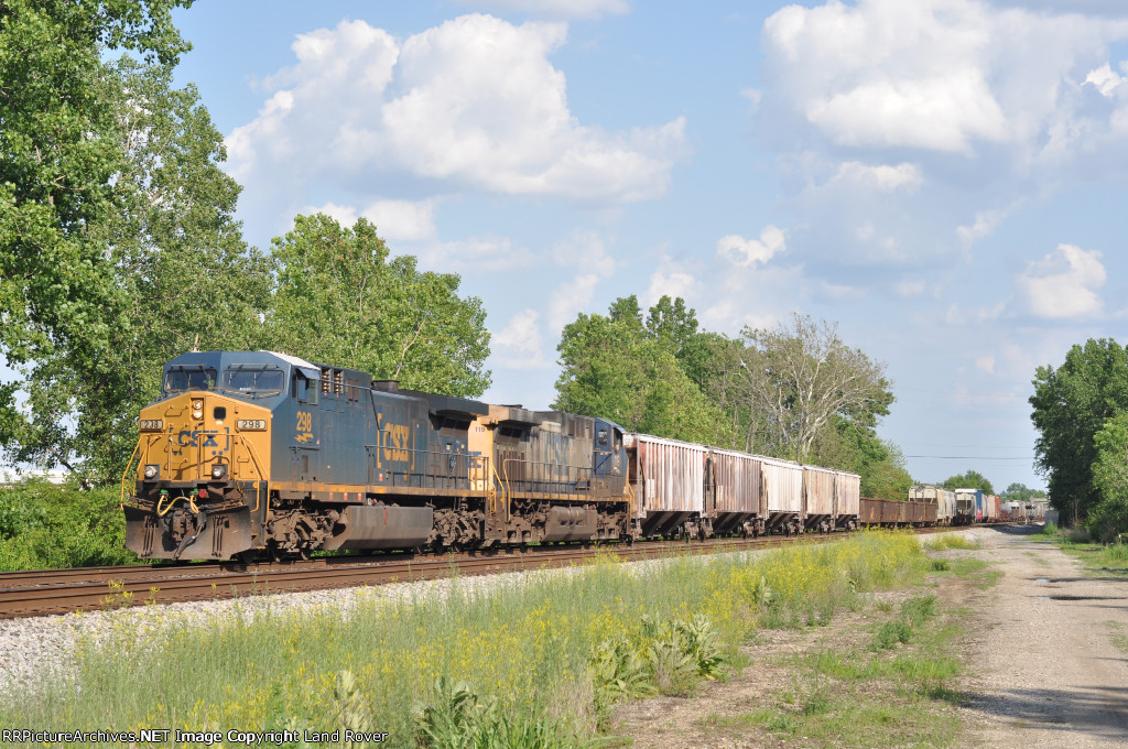 CSXT 298 North